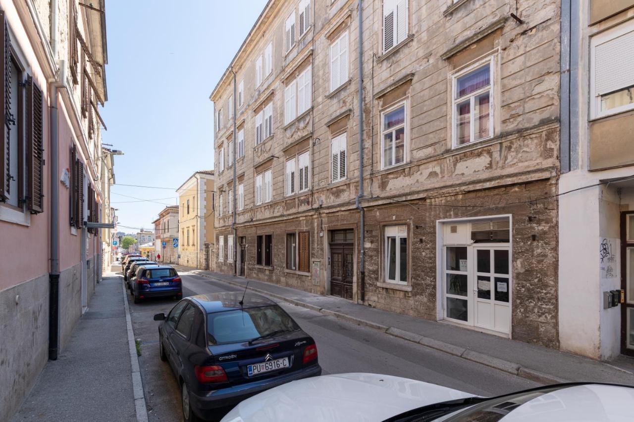Centar city Pula apartments - B&B