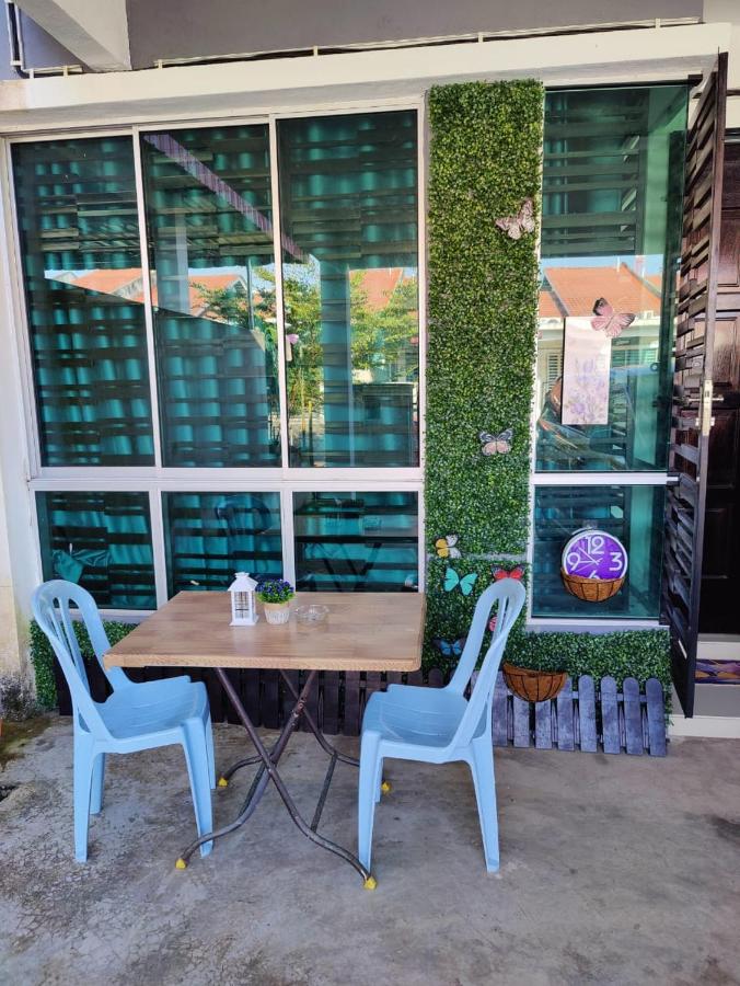 Q&R Homestay Residence - B&B