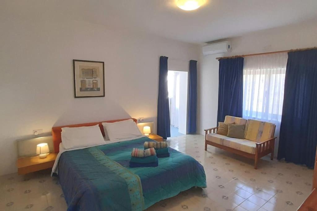 B&B Xlendi - Villa Bronja Superior Airconditioned Studio apartment in Xlendi - Bed and Breakfast Xlendi