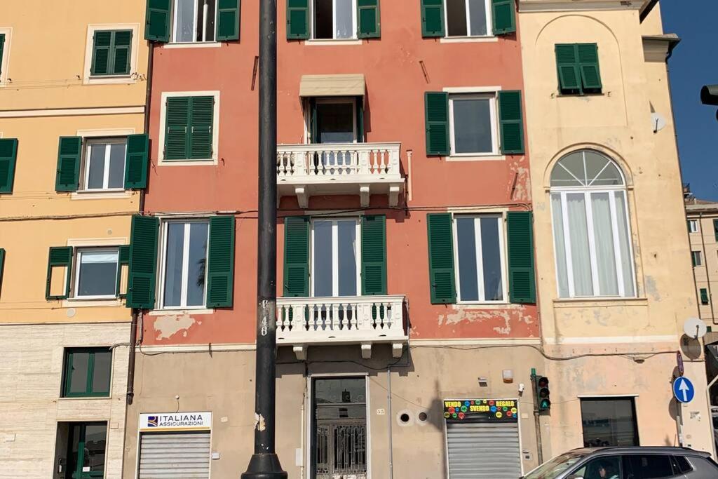 Loft 53 Waterfront of Genova Pegli - Bed and Breakfast Genua