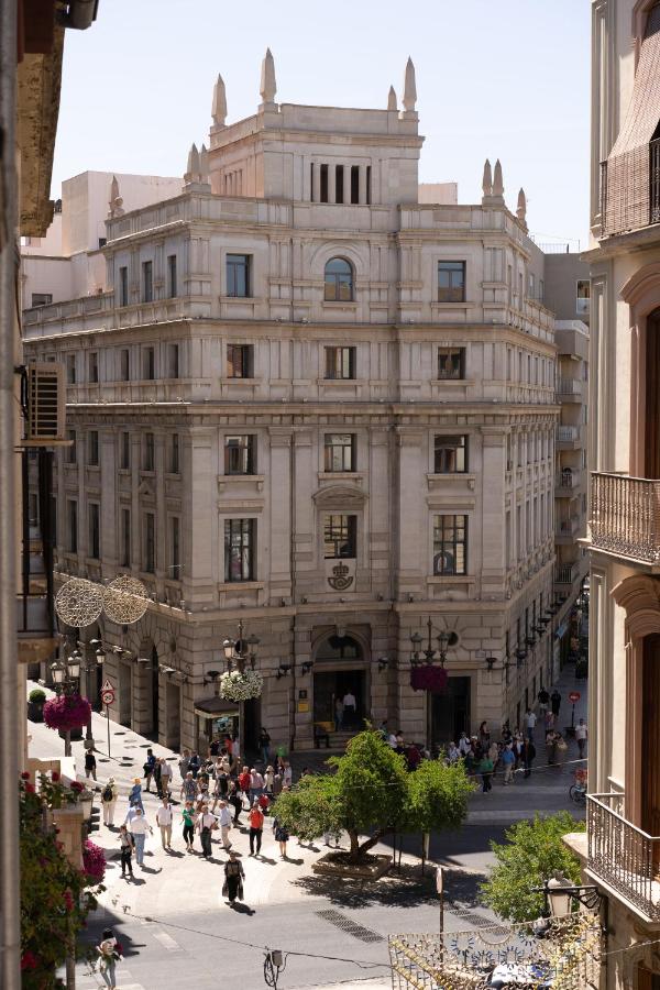 Puerta Real Luxury Apartments Granada - B&B Granada