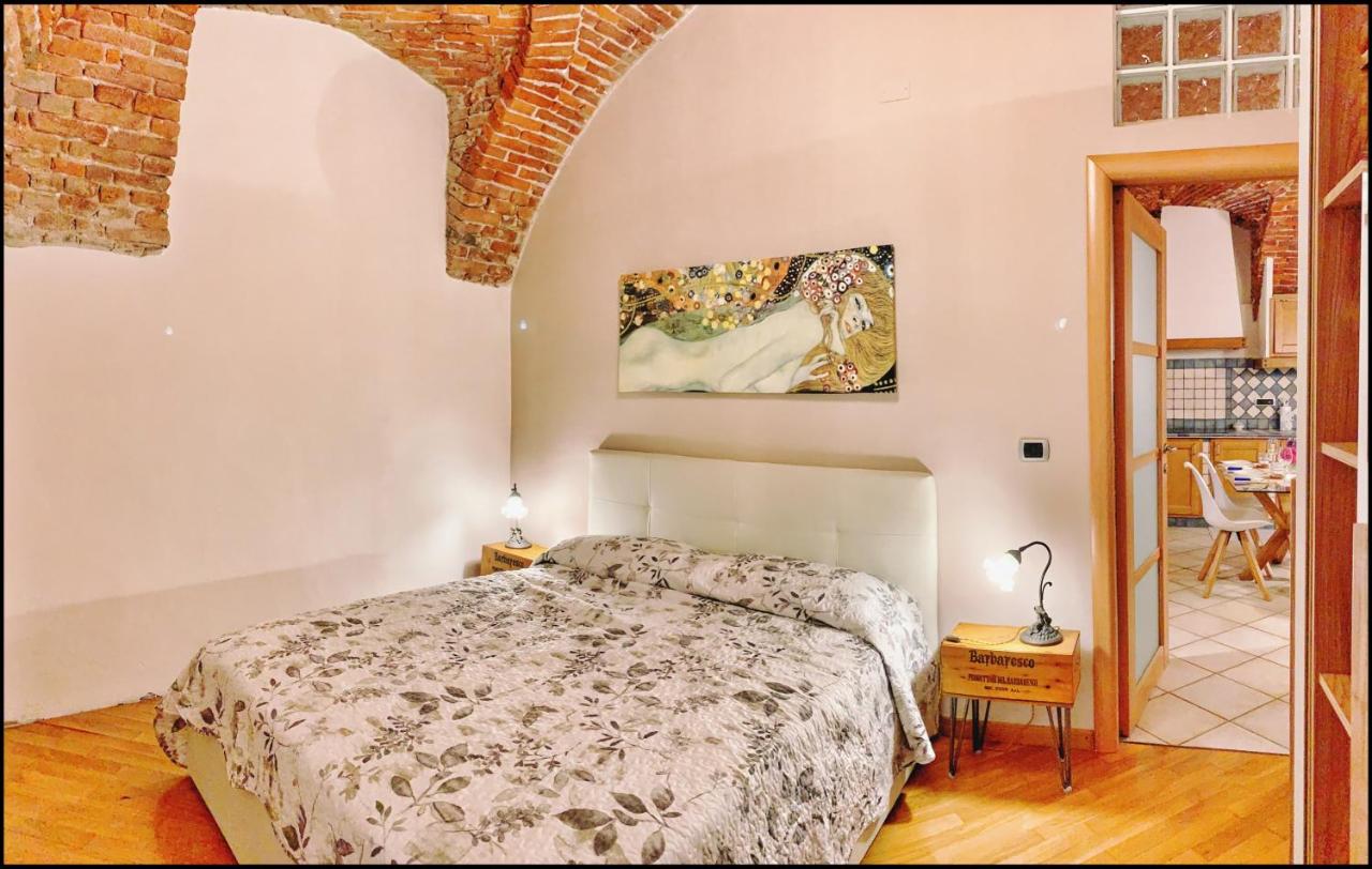 B&B Cuneo - La Fiaba: bilocale nel centro storico di Cuneo - Bed and Breakfast Cuneo