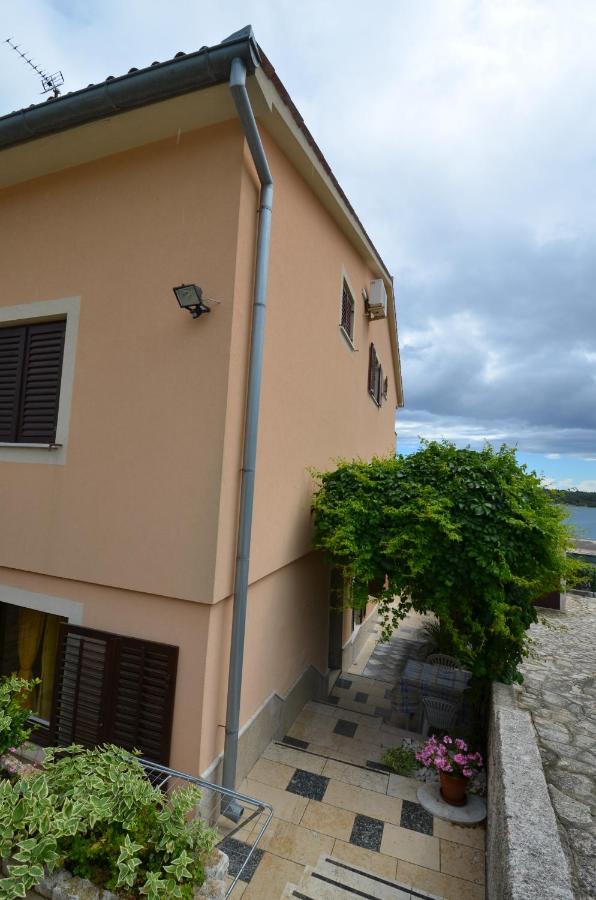 Apartments Villa Bartol - Bed and Breakfast Pula