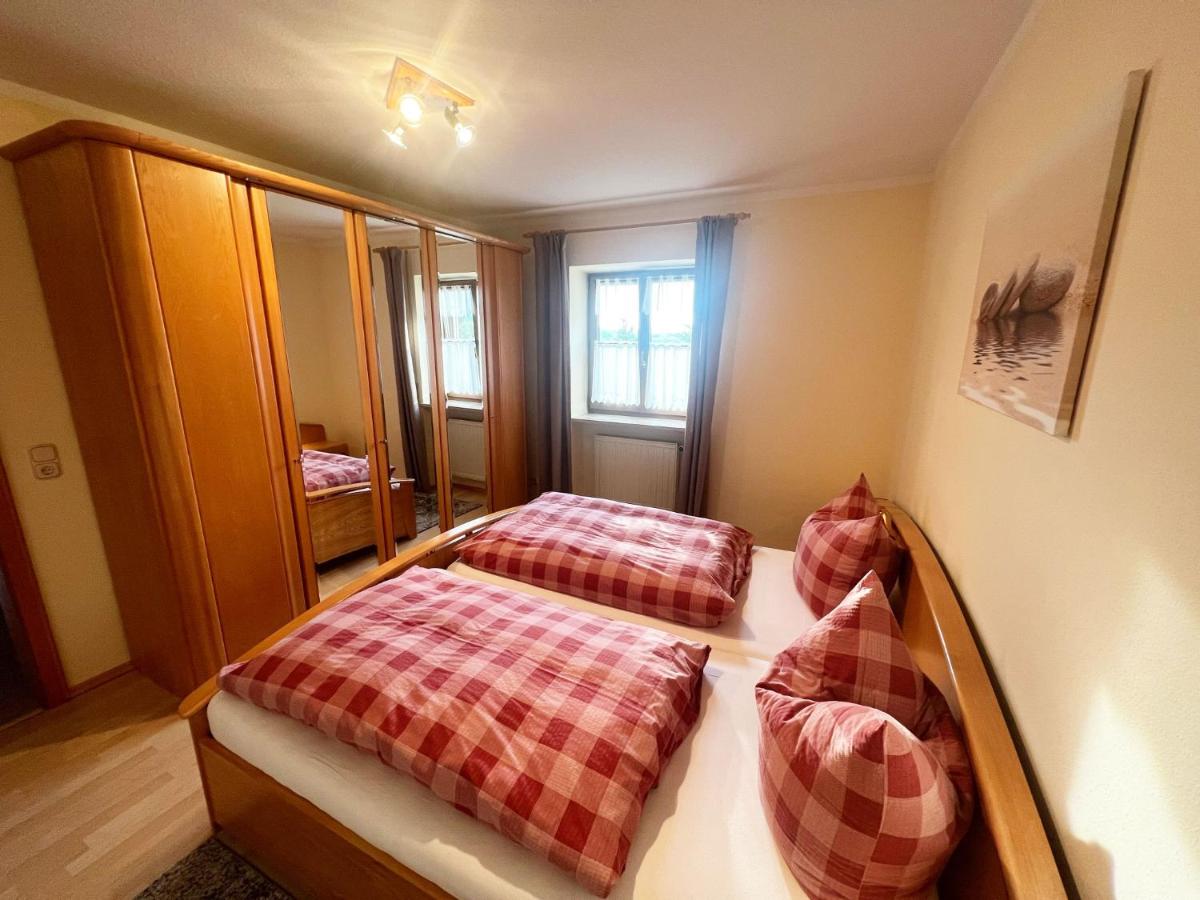 Apartment mit Balkon