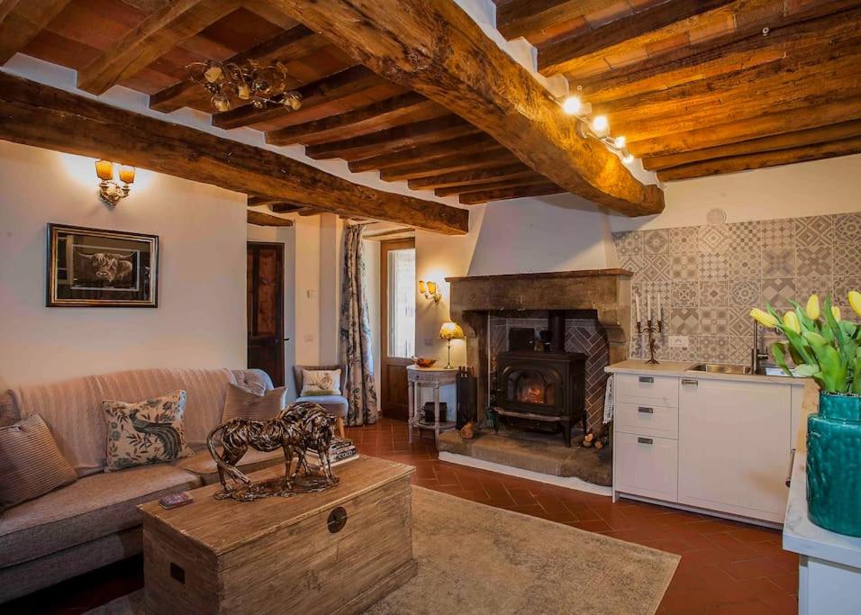 Tuscan dream, lux 2-bed apartment balcony and pool - Ferienwohnung Anghiari