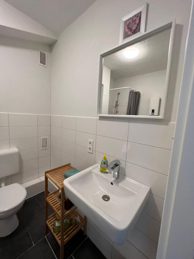 Apartment zentral in Duisburg 25 Min Messe Düsseldorf und Essen - Ferienwohnung Duisburg