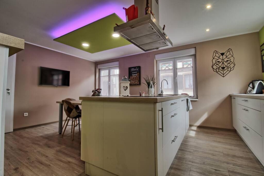 Aux grains de raisin - 6 personnes - cour privée - Ferienwohnung