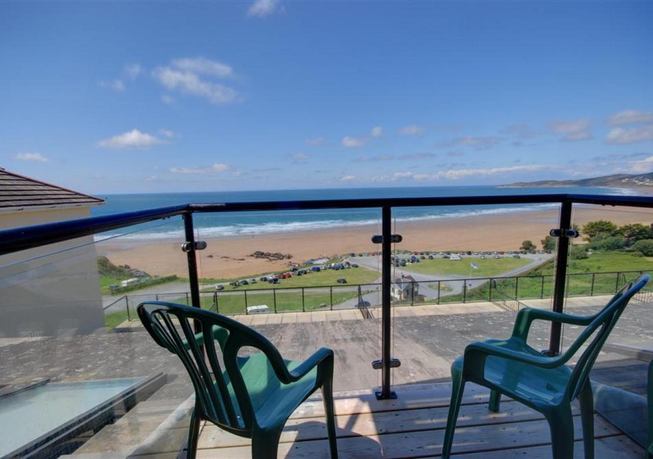 Flat 24 Clifton Court - B&B