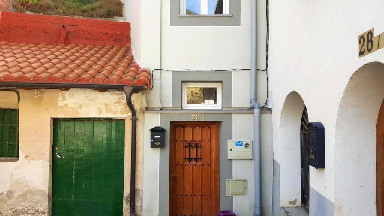 Charming house in Arnedillo with terrace - B&B