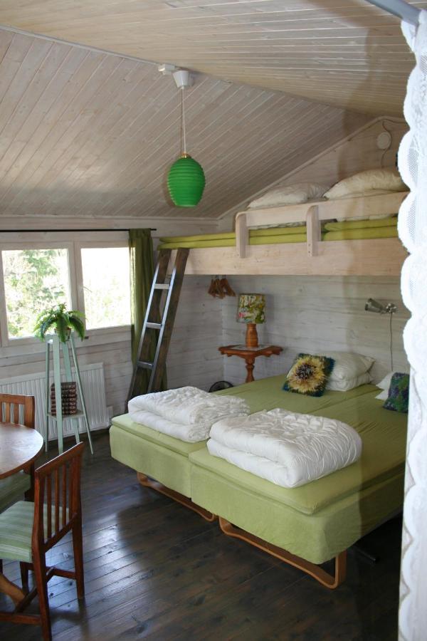Cottage (2 Adults + 2 Children)