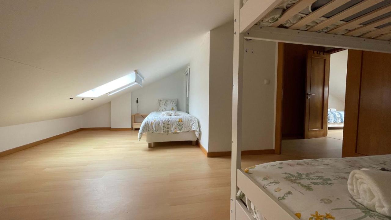 Einzelbett im gemischten Schlafsaal