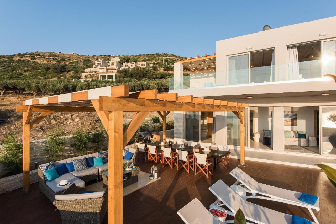 Falasarna Luxury Villas I Private "heated" pools, ideal for groups - B&B