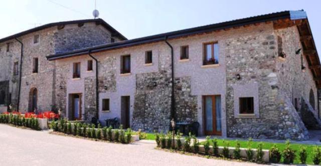 Agriturismo Corte La Sacca - B&B Pozzolengo