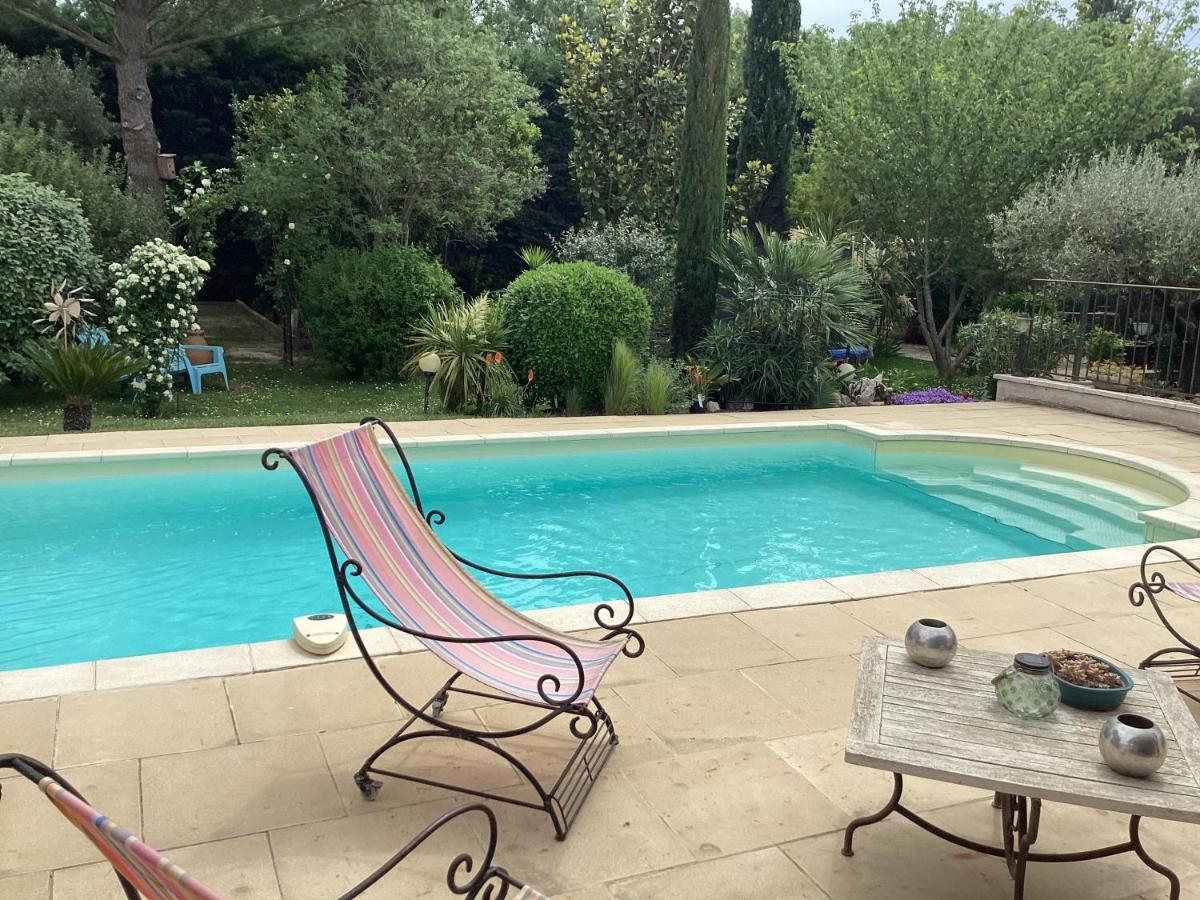 B&B Graveson - Studio en Provence avec piscine - Bed and Breakfast Graveson
