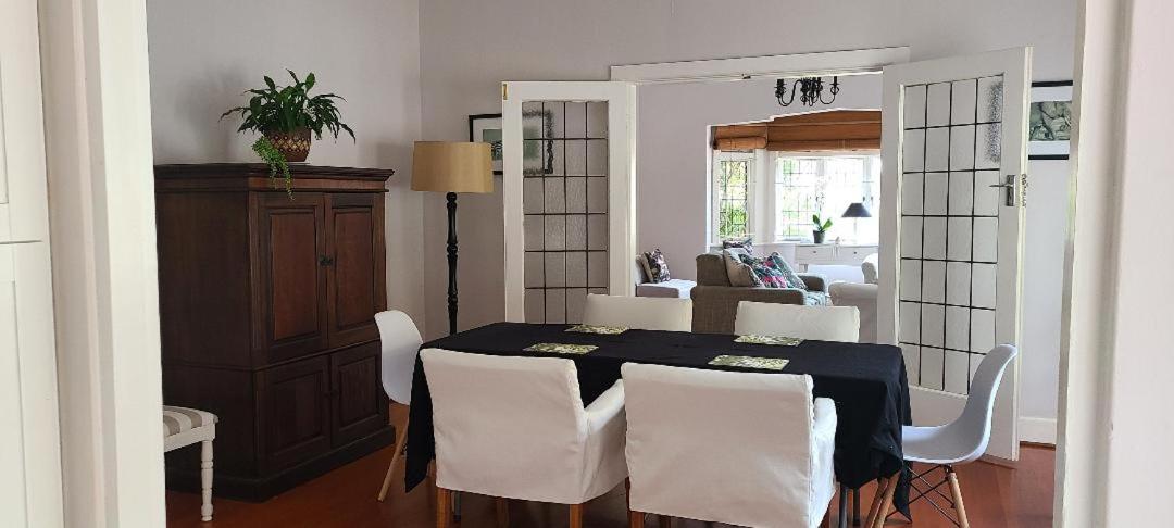 B&B Durban - Innes Road Durban Accommodation 2 Bedroom Private Unit A - Bed and Breakfast Durban