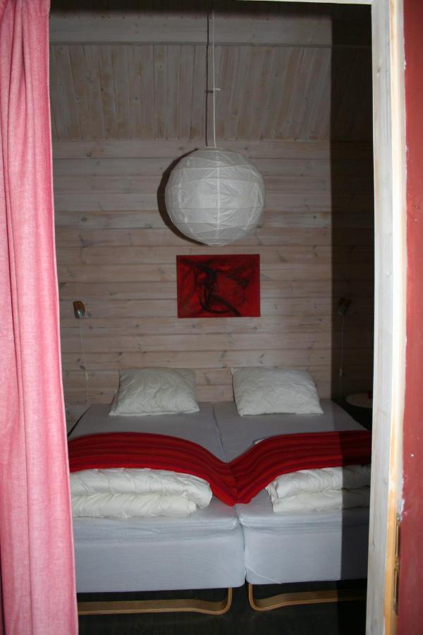 One-Bedroom Cottage