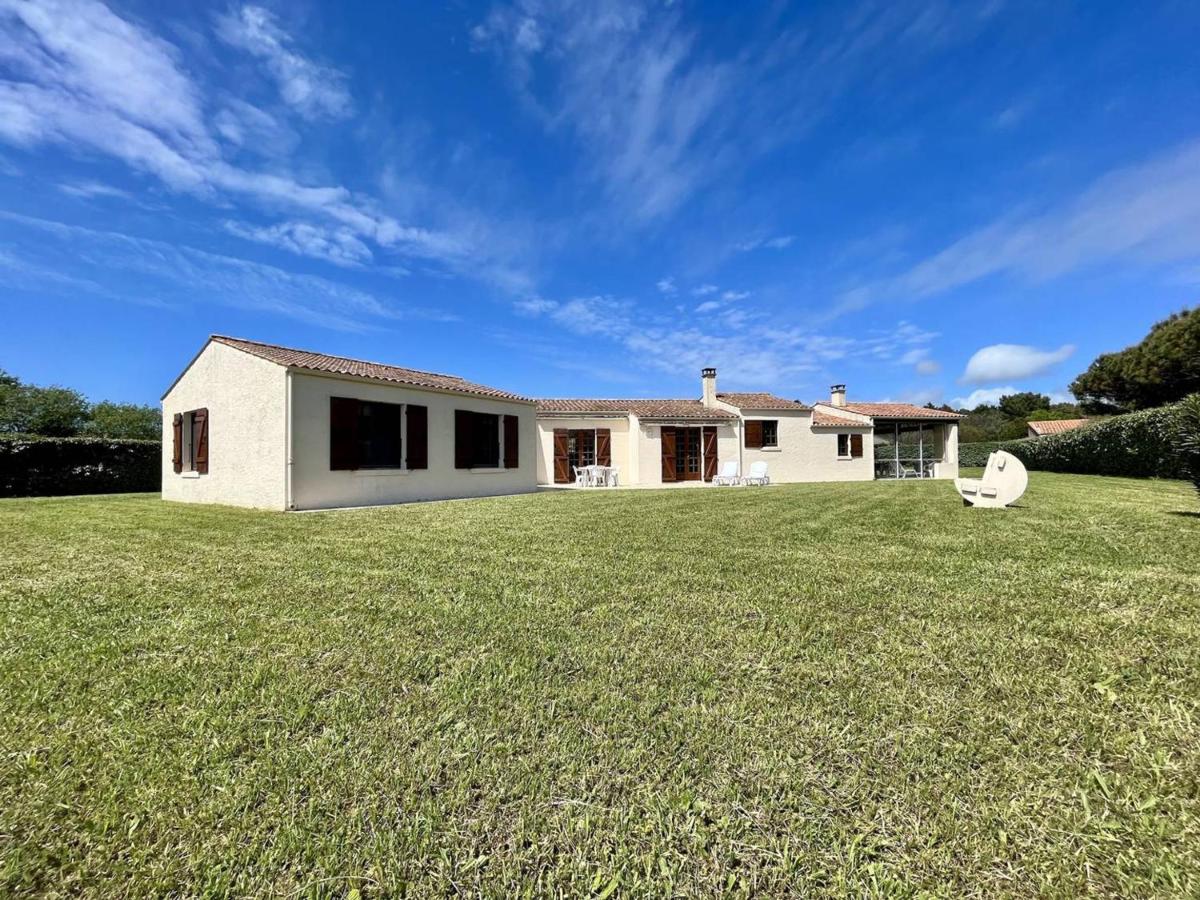 Grande maison à 2 pas de la plage, 3 ch, jardin, BBQ, parking – Saint-Pierre-d'Oléron - FR-1-246A-233 - Bed and Breakfast