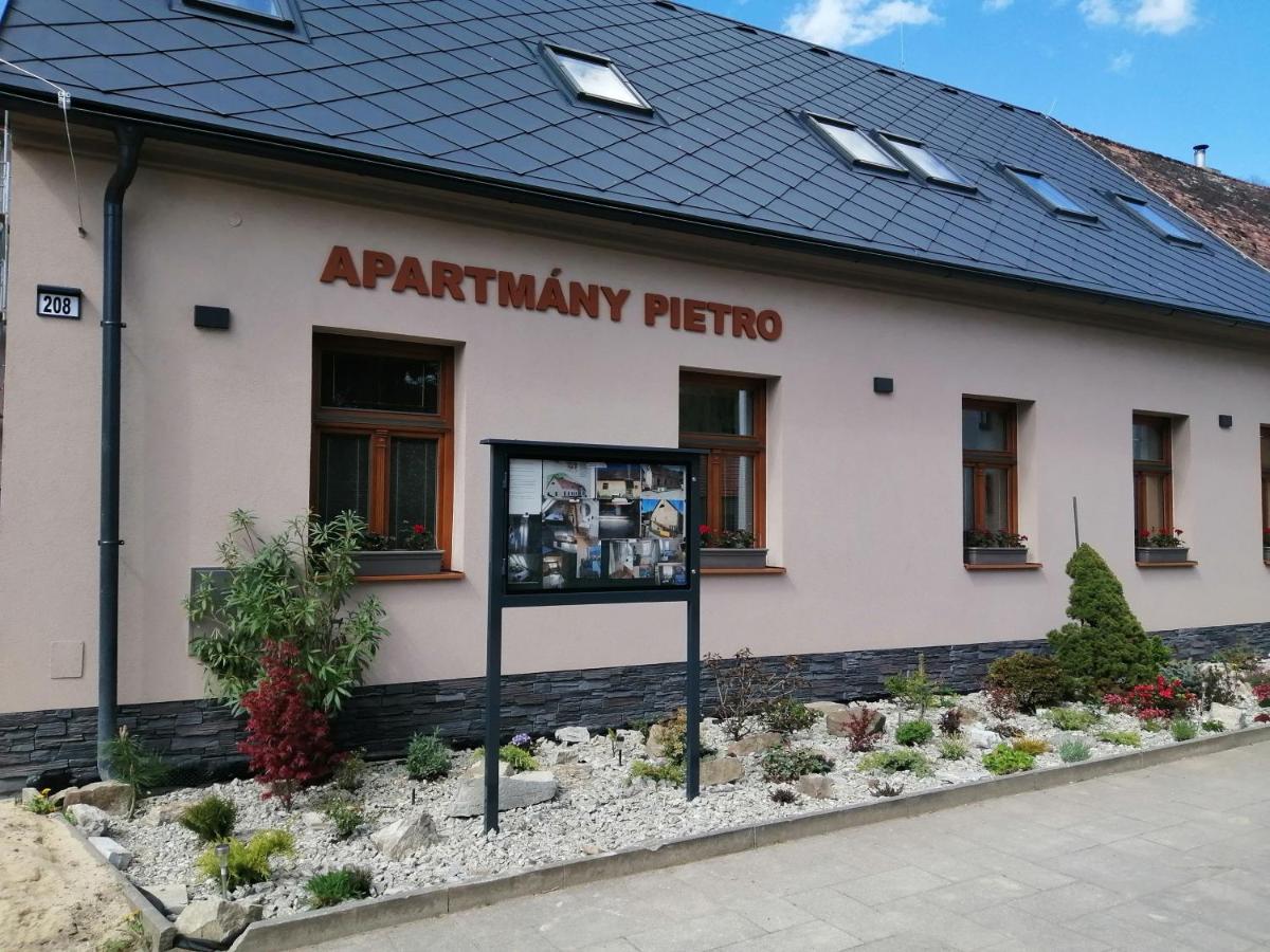 B&B Arwaburg - APARTMÁNY PIETRO - Bed and Breakfast Arwaburg