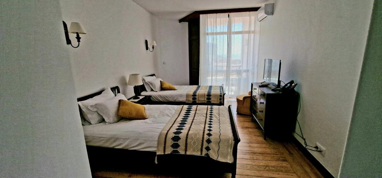 Standard Twin Room with Sea View