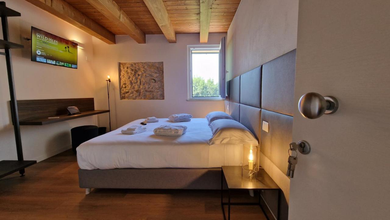 Doppel- oder Zweibettzimmer