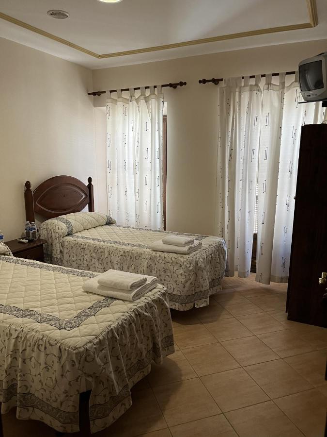 Habitación Doble con baño privado - 2 camas