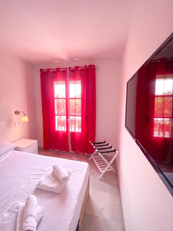 Best Room in Marina Botafoch - B&B Ibiza