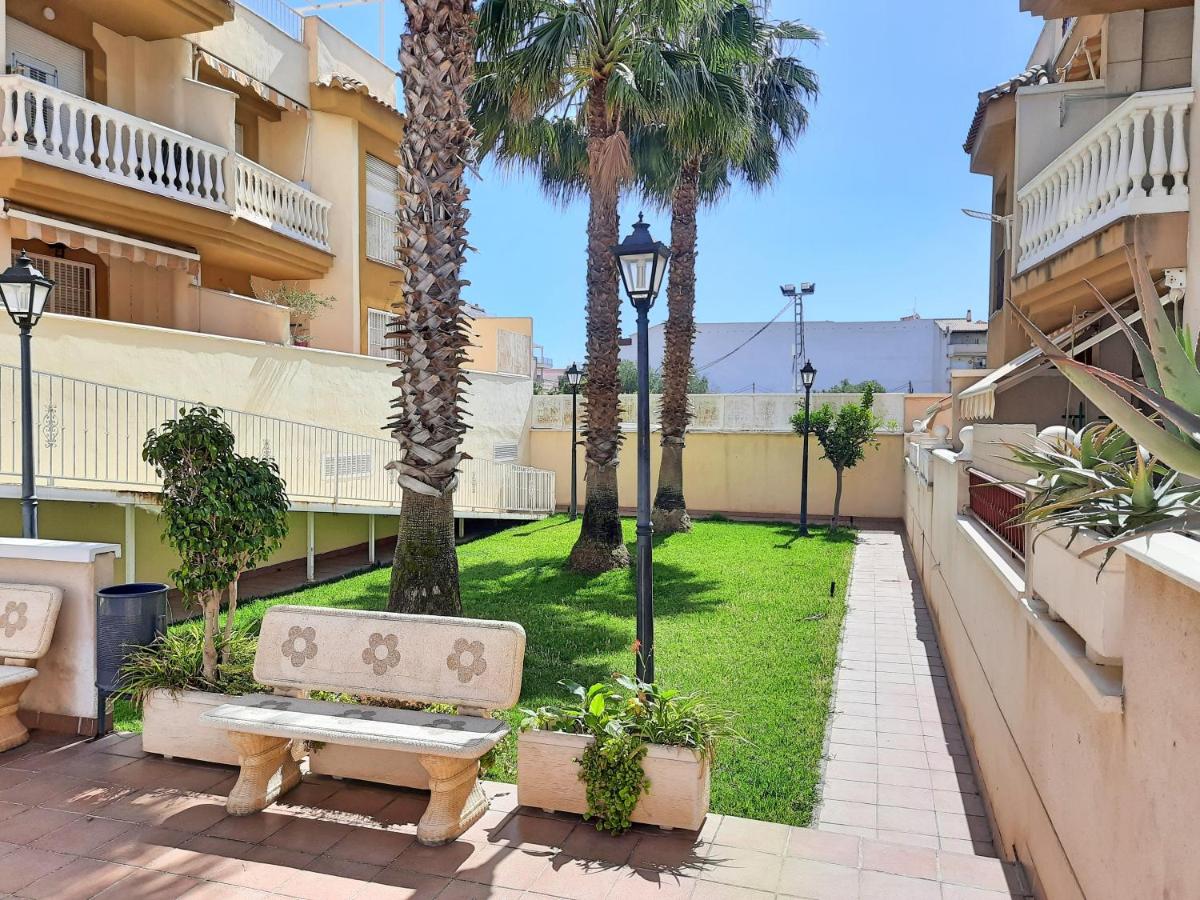 Apartamento playero con vistas a la montaña - Ferienwohnung