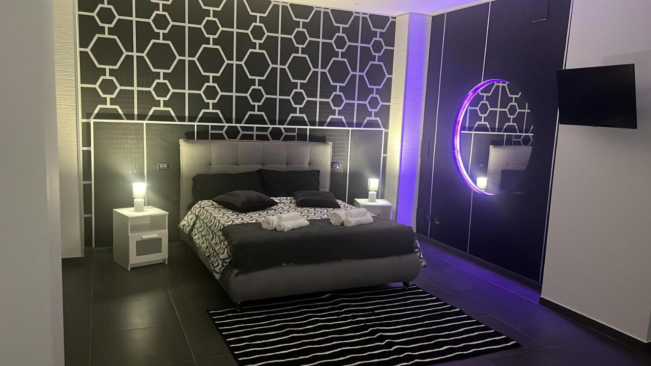 Luxury Suite Mimi - Ferienwohnung Bari