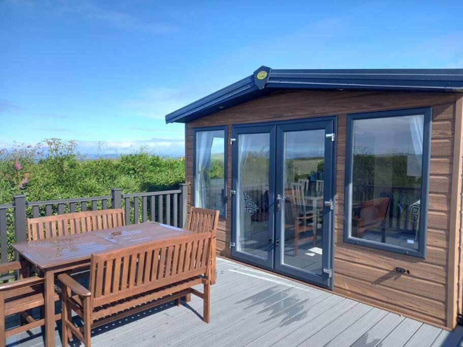 Valley View - panoramic views of Rame - B&B
