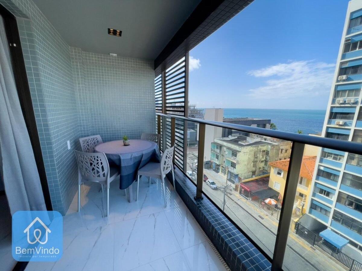 Apartamento com linda vista mar no Smart Barra 2 - B&B