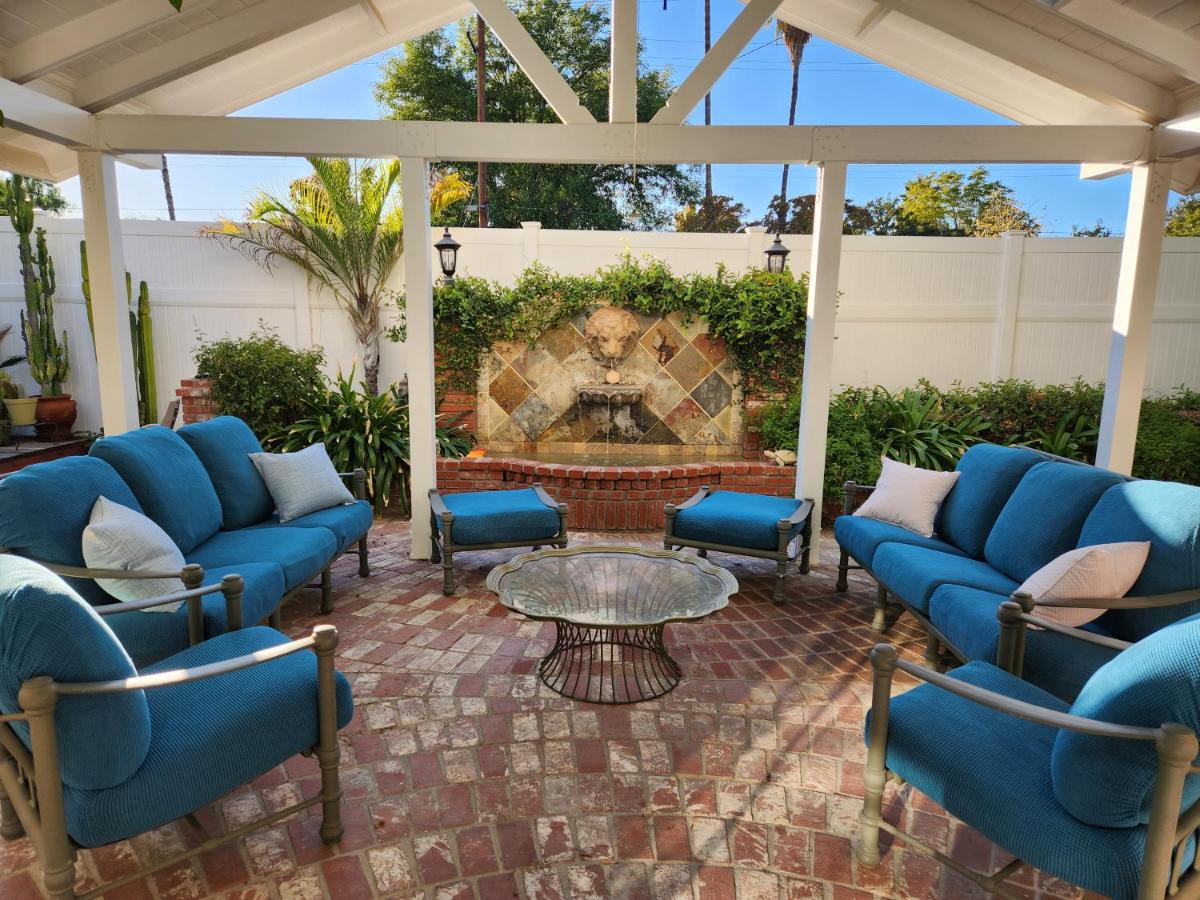 4 BR Encino Home w/ Amazing Yard, Near Everything - B&B Encino