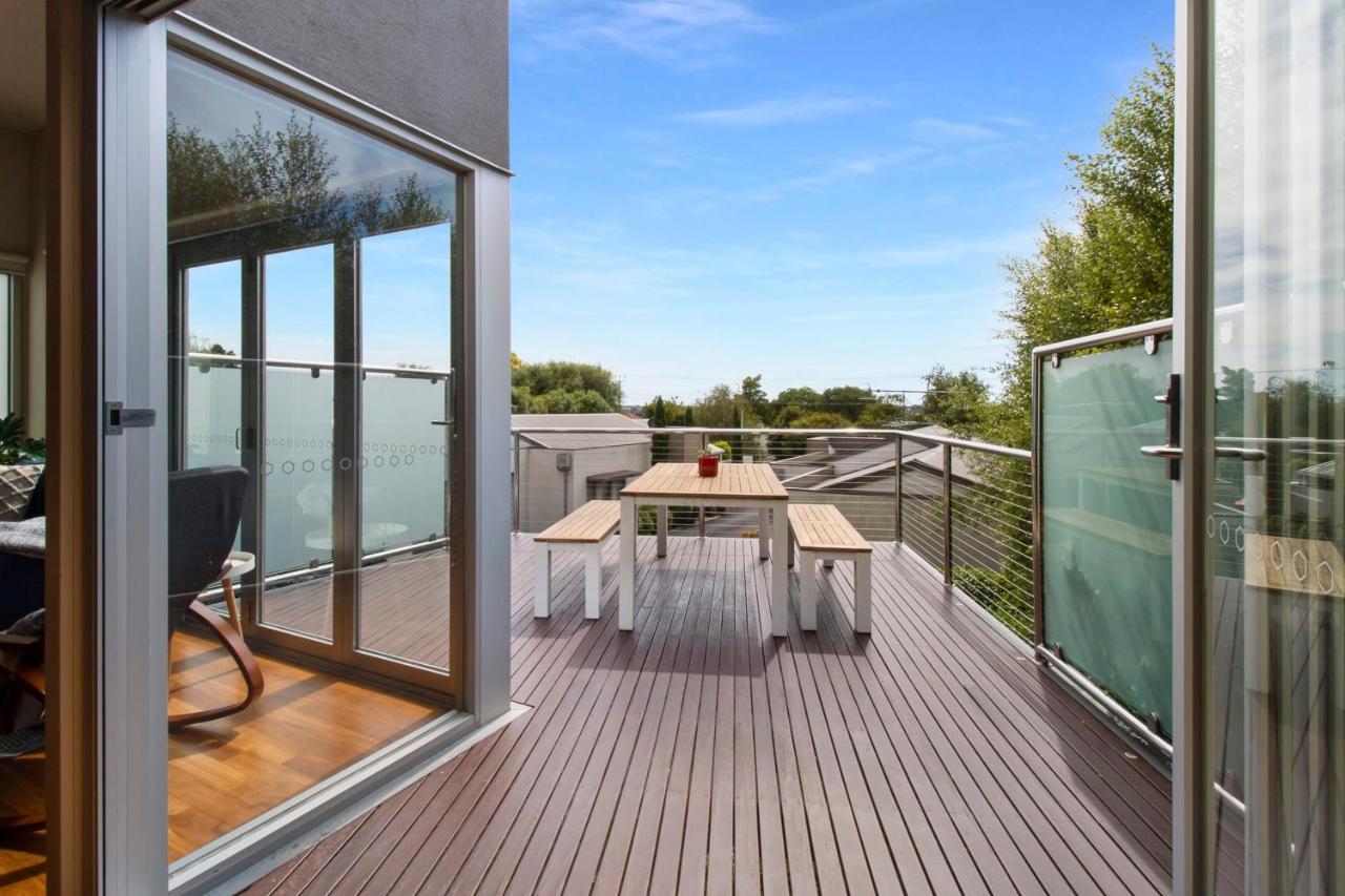 Ultra Modern 3BR Mt Gambier Holiday Home - B&B Mount Gambier