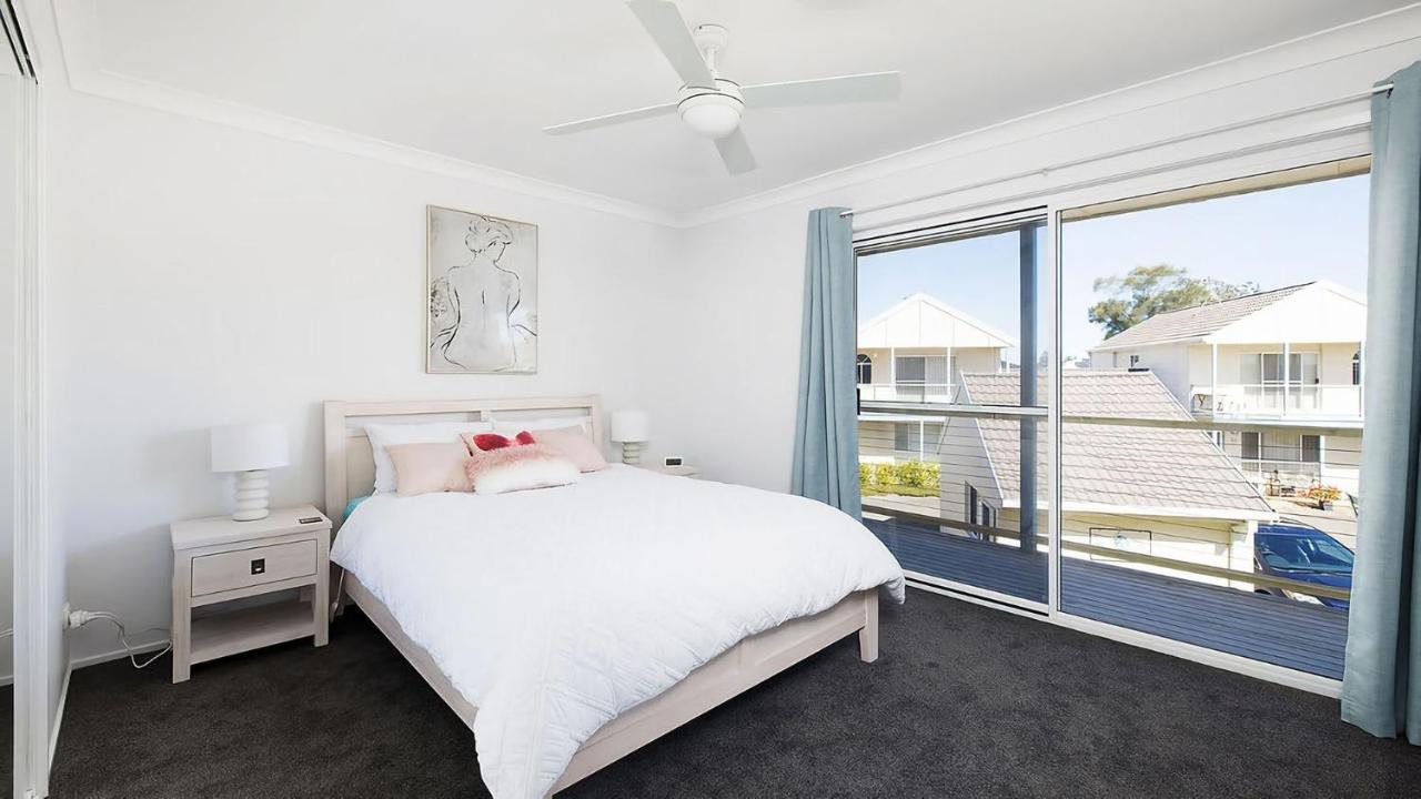 Sandcastles No 1- Stroll to Birubi and Tomaree Coastal Walk - Ferienwohnung Eneabba
