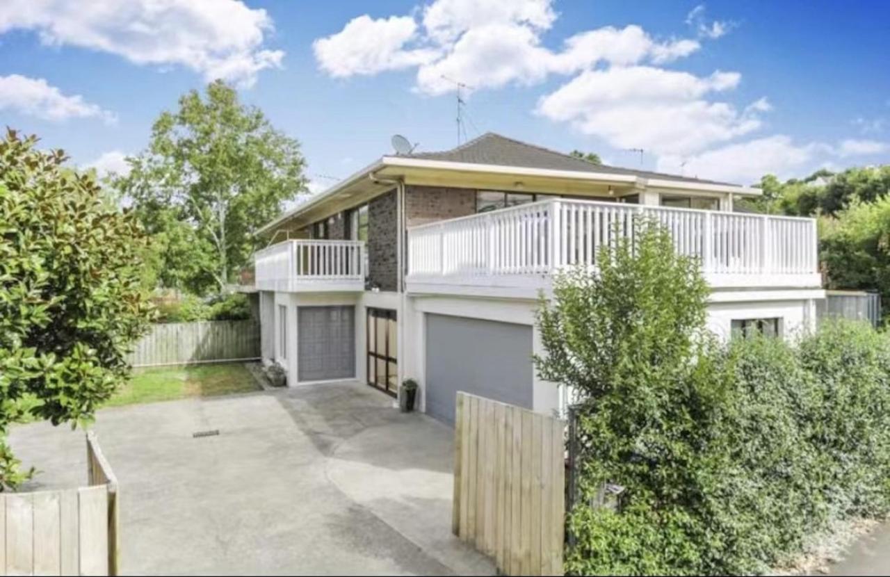 Remuera 5 bedroom Holiday House - B&B