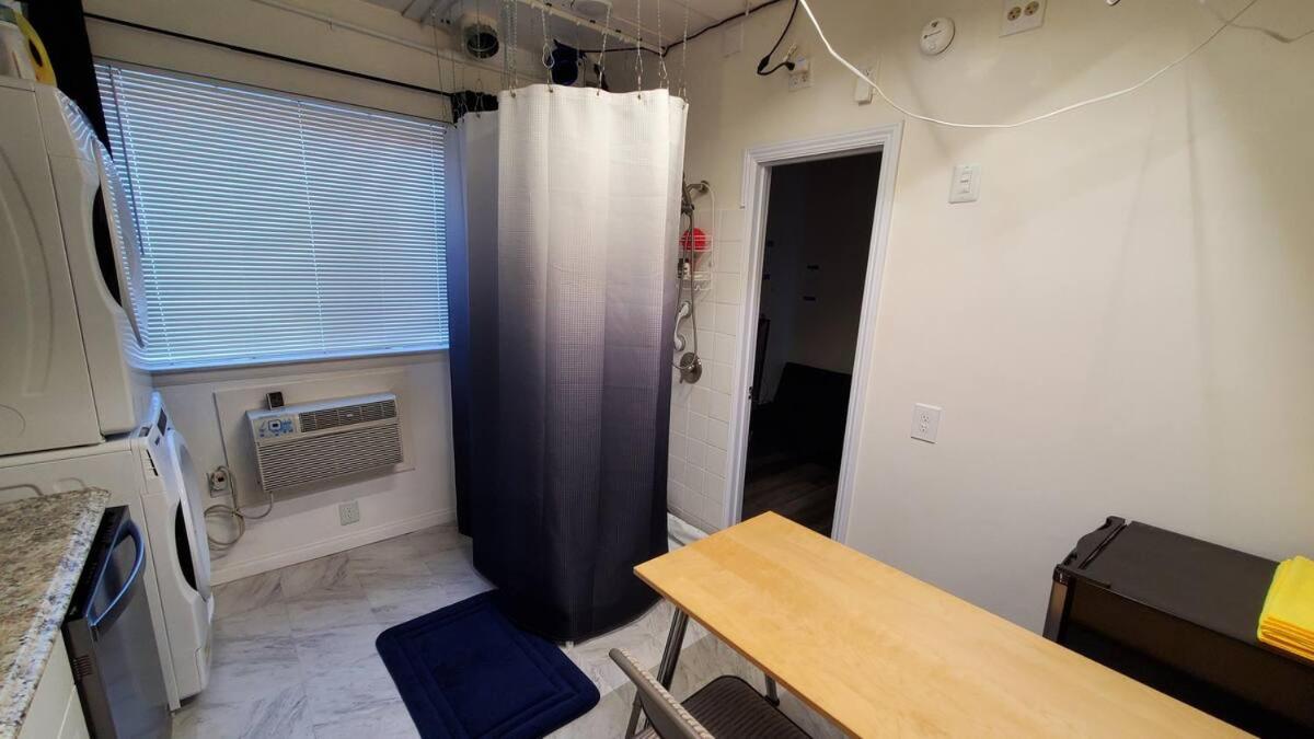 1 Bedroom Mini Apartment in Otay Ranch - B&B