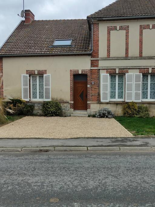 Gîte Saint Mard - Ferienwohnung