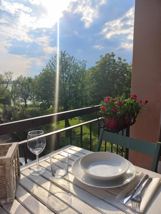 Appartamento Miralago Varese Lakefront and Garden - Ferienwohnung Gavirate