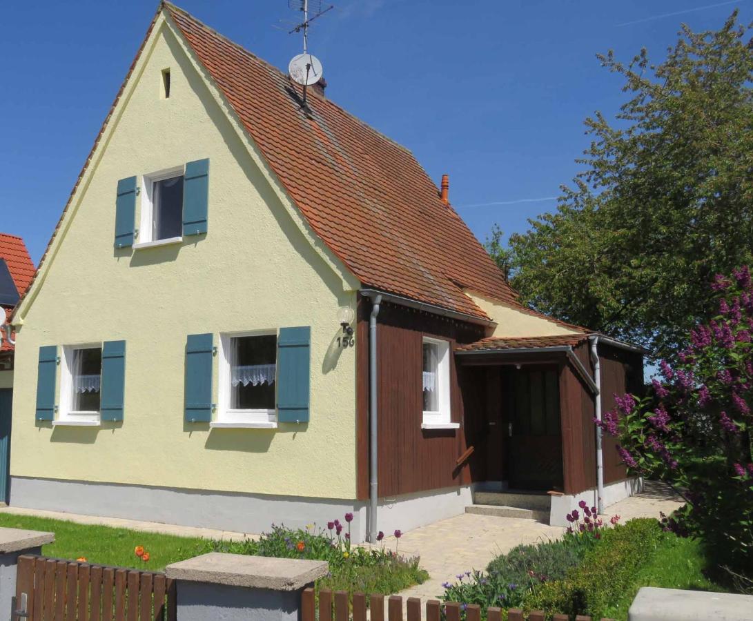 B&B Thalmässing - Ferienhaus Jurablick - Bed and Breakfast Thalmässing