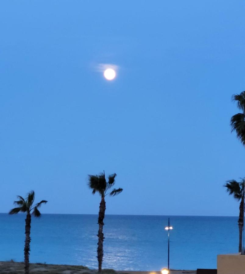 Apartamento 50m de la playa- Wifi-Aire acondicionado - Chambres d’hôtes Peñíscola