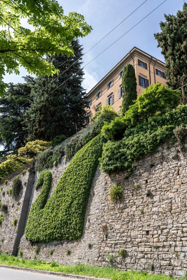 FORESTERIA di PALAZZO RADICI - Bed and Breakfast Bergamo