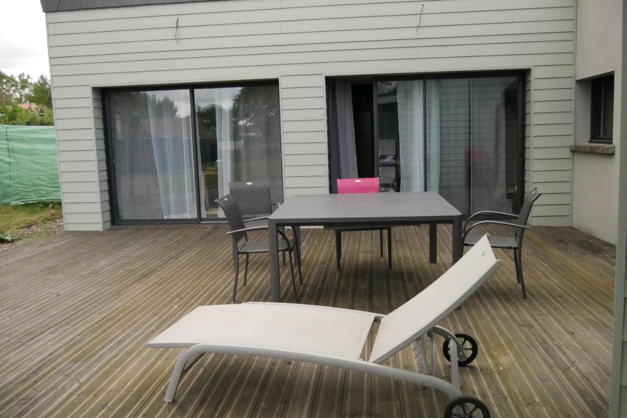 Logement à 100m du virage d'Arnage- Circuit des 24h du Mans - 6 personnes - B&B Arnage