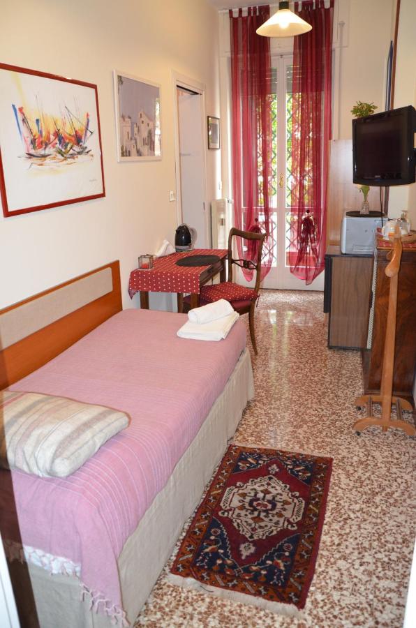 Habitación Individual Deluxe con balcón