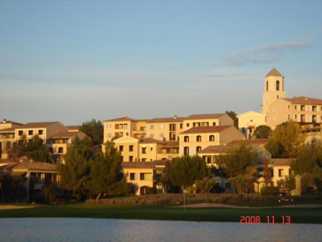 Appartement Domaine Golf P&V Pont Royal Provence avec PARC AQUATIQUE - Ferienwohnung