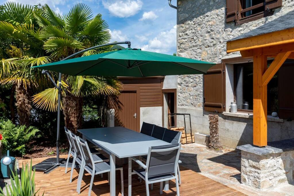 Gîte d'AURE. Classé en meublé 4 étoiles. - B&B