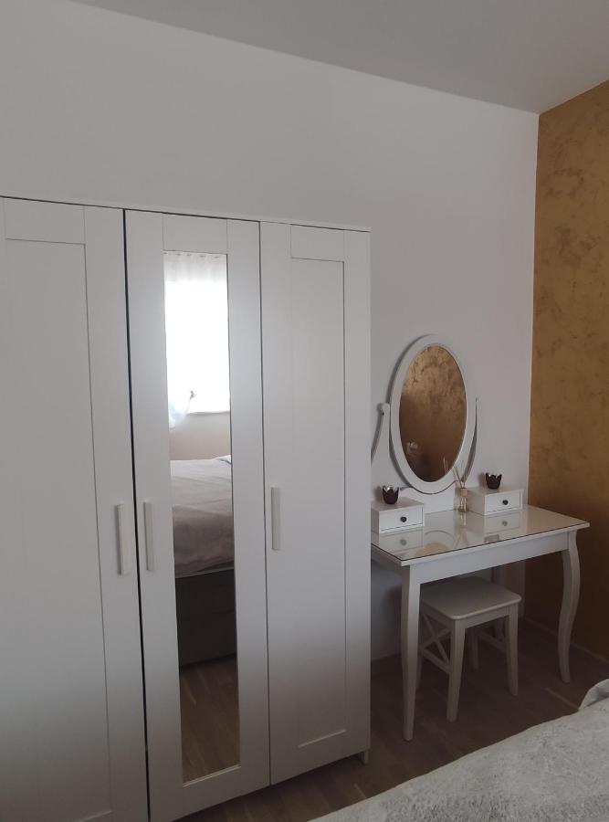Apartman Roza Zadar - Ferienwohnung Zadar