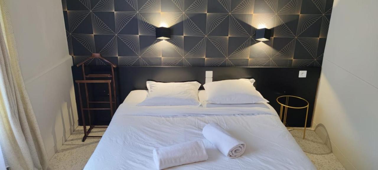 Deluxe Studio met Queensize Bed 