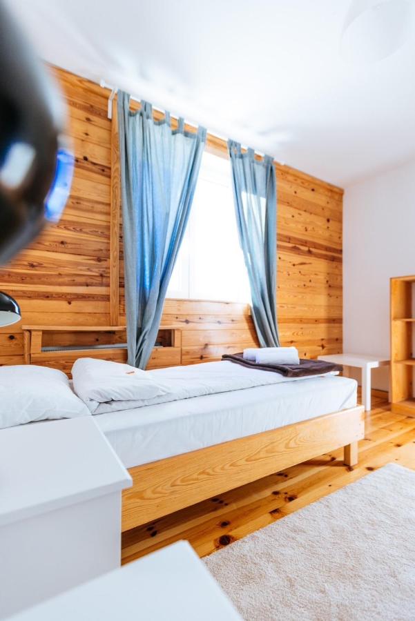 Camera Doppia con Letti Singoli