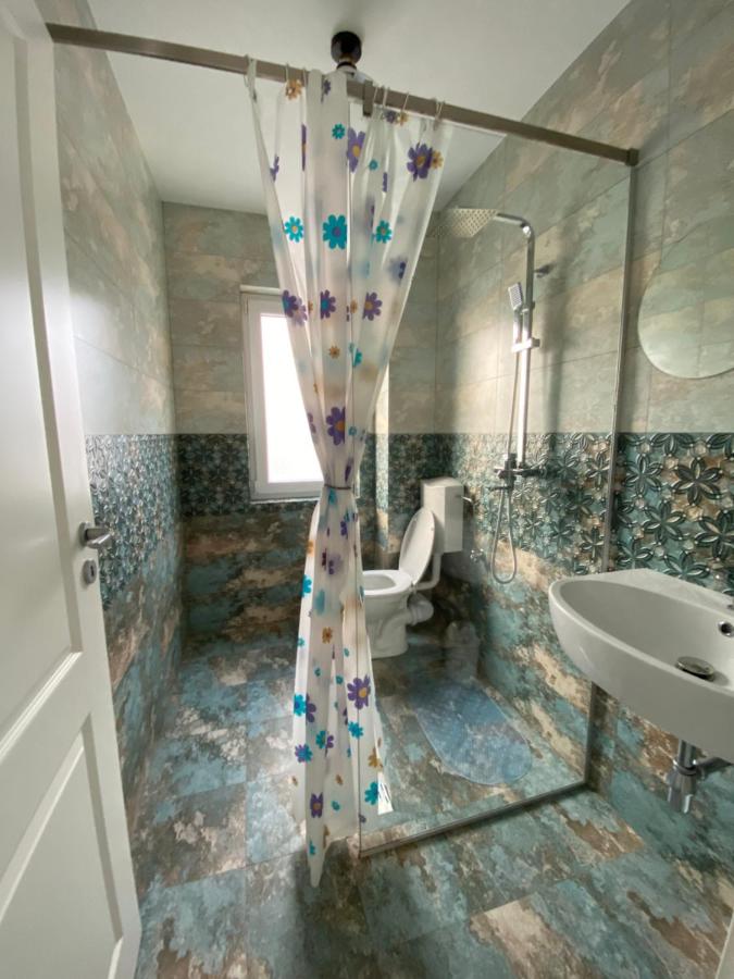 Triple Room with Lake View