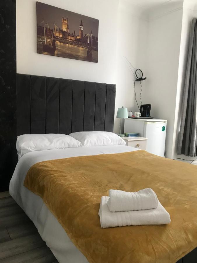 B&B London - Double Room Central Location - Bed and Breakfast London