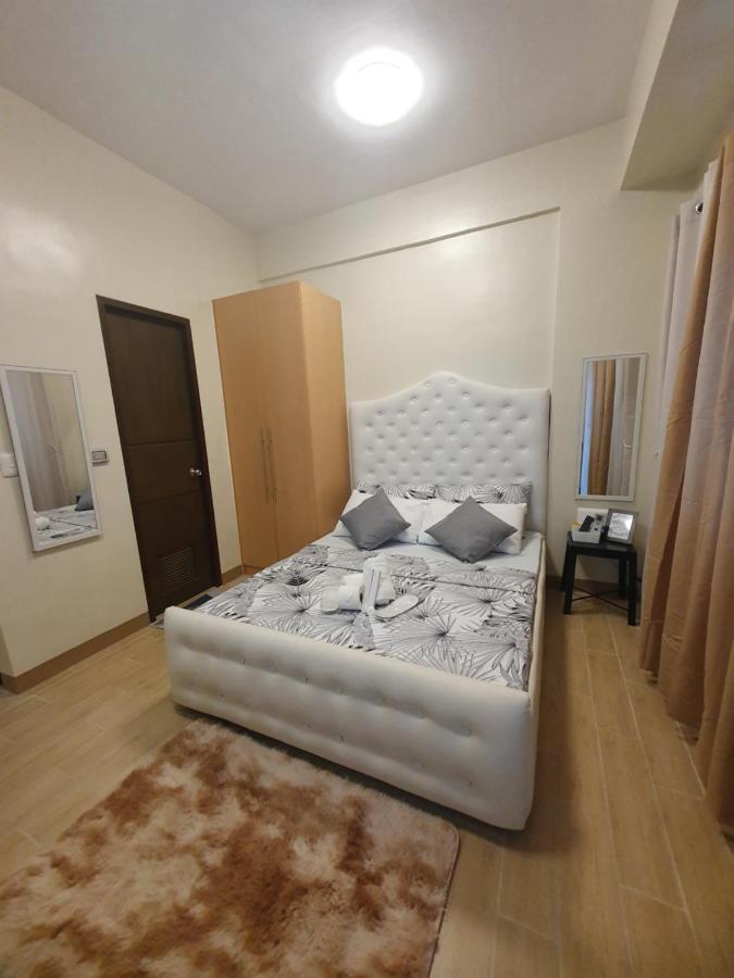 B&B Iloilo - Lafayette Park Square Condominium, Manduriao, Iloilo (15Z) - Bed and Breakfast Iloilo